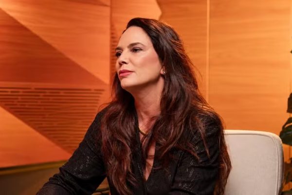 Luiza Brunet questiona indenização de R$ 150 mil por agressão do ex