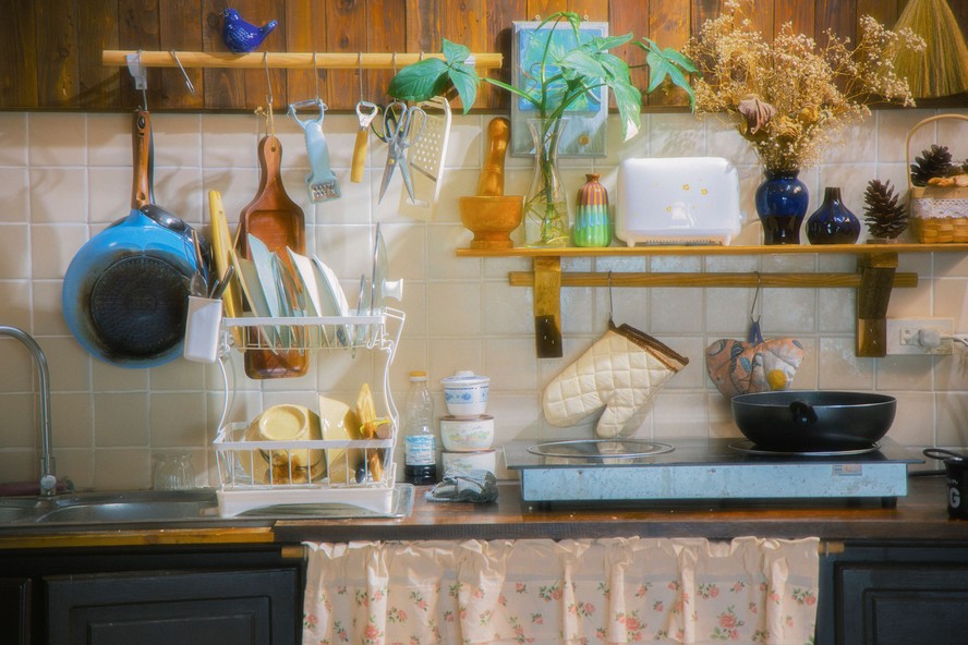 Utensílios e superfícies de cozinha