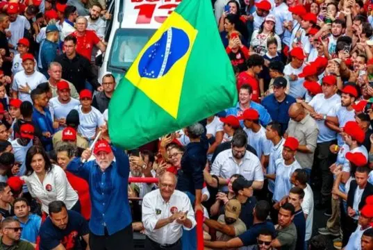 A virada que derrotou os milicianos nacionais e o fascista americano