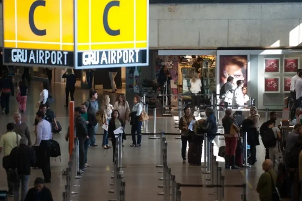 Aeroportos esperam mais de 10 mil voos durante o feriado de Finados