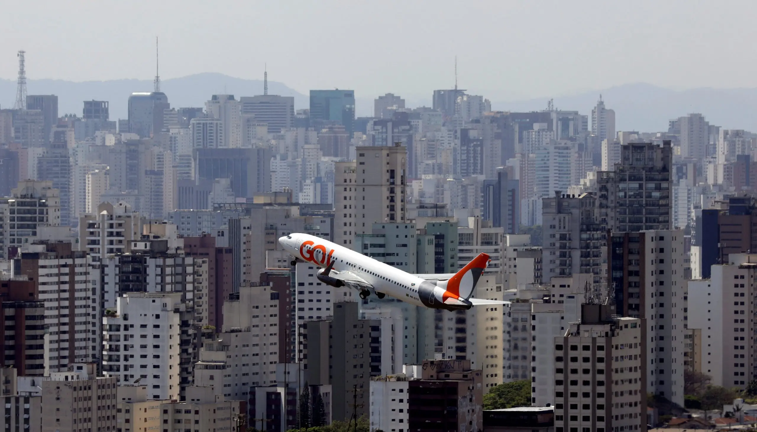 Avião da Gol em voo