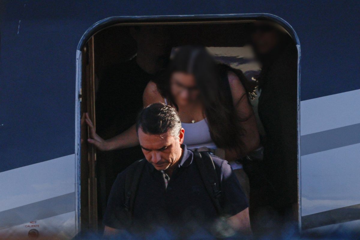 Flávio Bolsonaro desembarca nos Estados Unidos