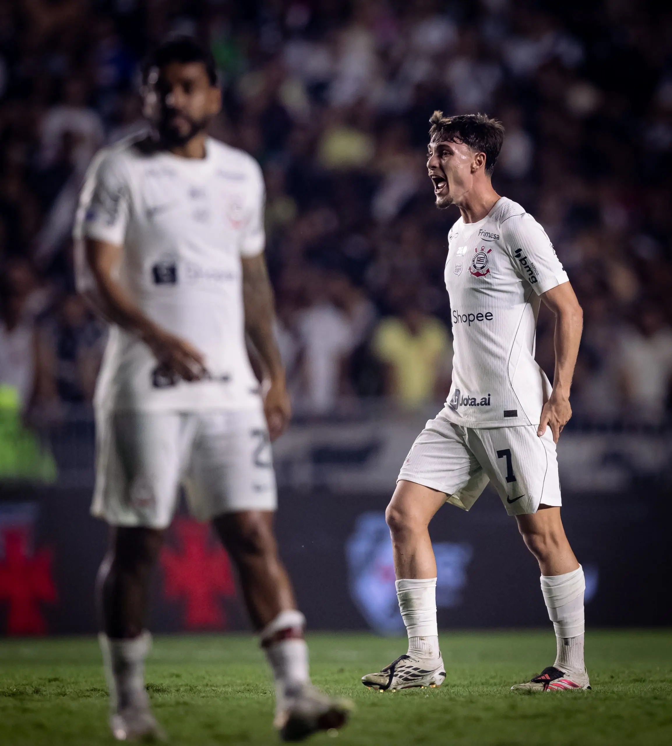 Breno Bidon durante partida entre Vasco e Corinthians pelo Campeonato Brasileiro