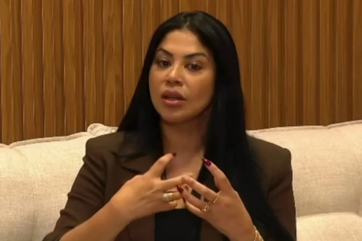 Gisele Nascimento durante entrevista à Globo