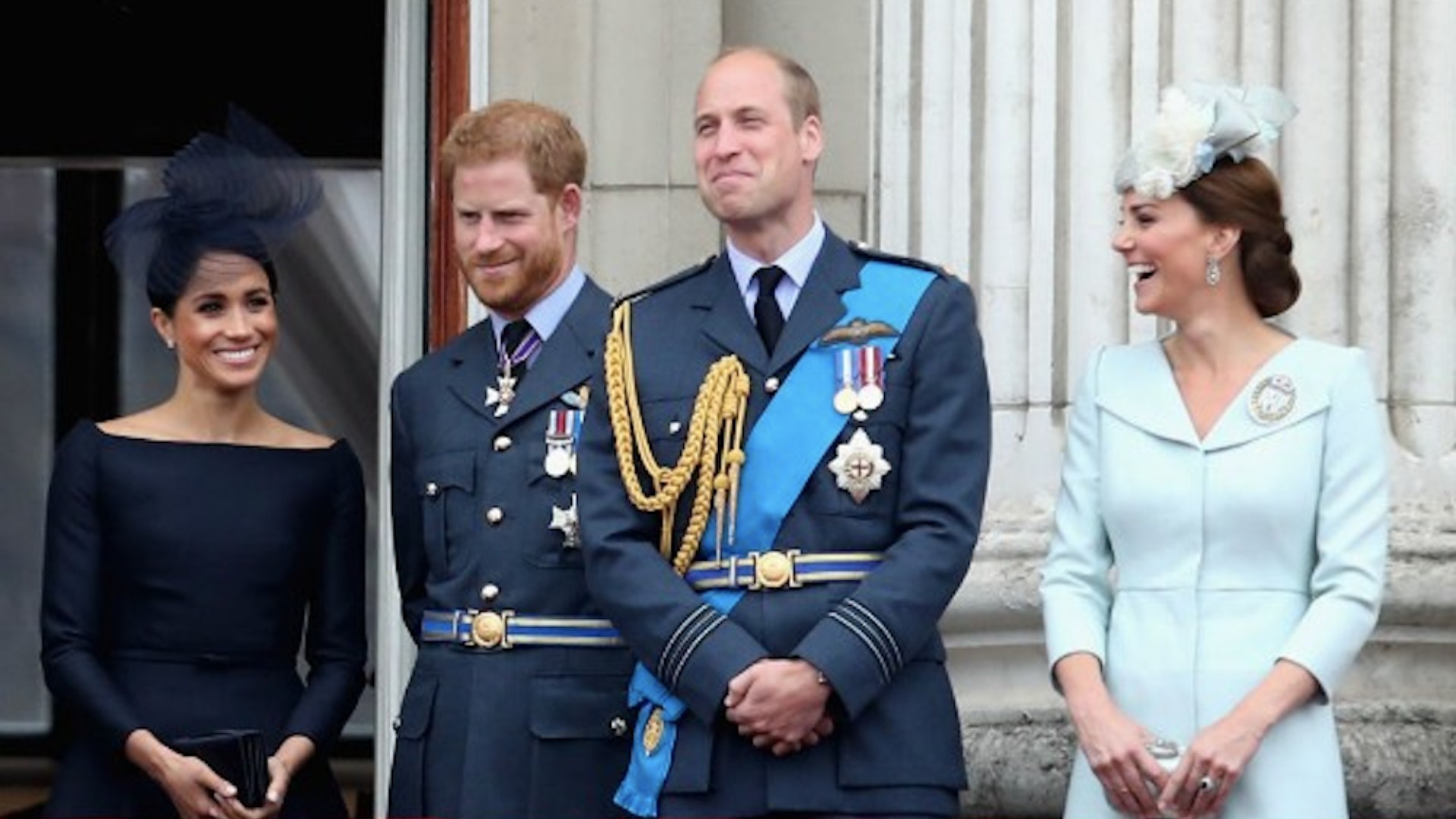 Lady Sarah McCorquodale e Lady Jane Fellowes em homenagem à princesa Diana