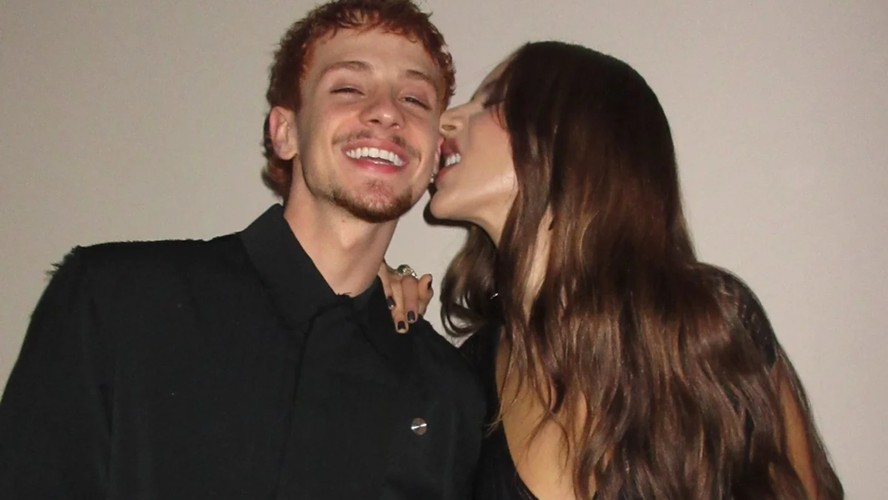 Juliano Floss e Marina Sena
