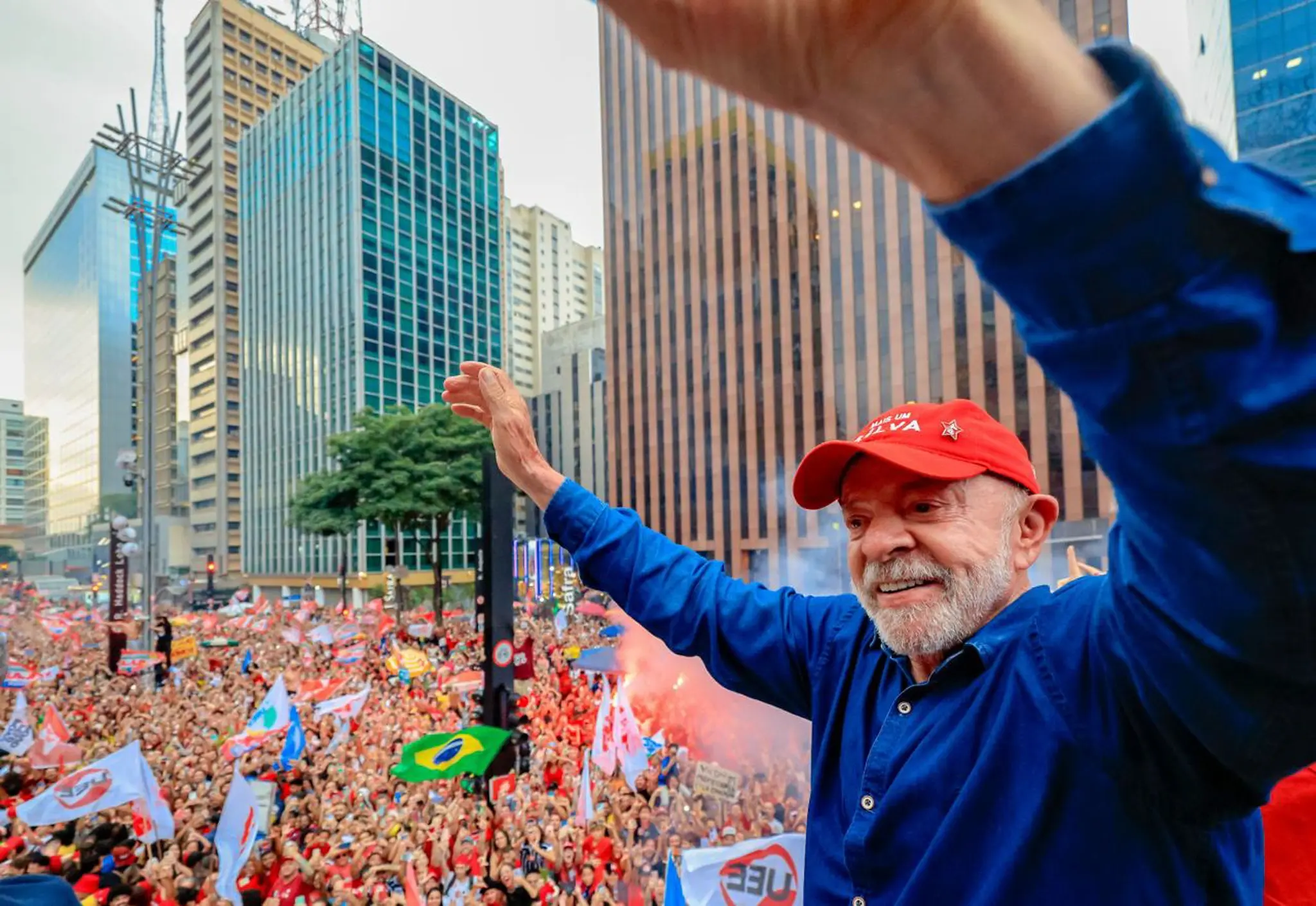 Lula durante ato de campanha em São Paulo