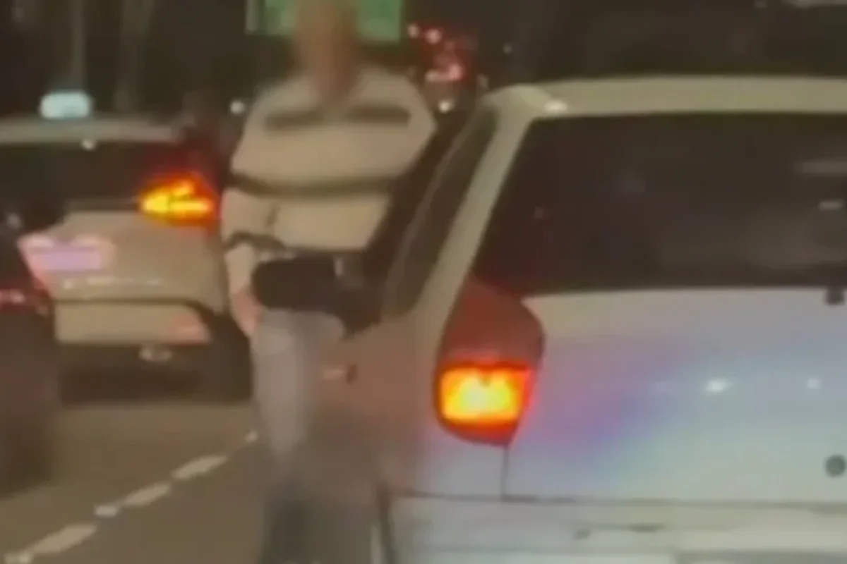 Carlos Boulos no trânsito antes de ser atropelado na Avenida 23 de Maio