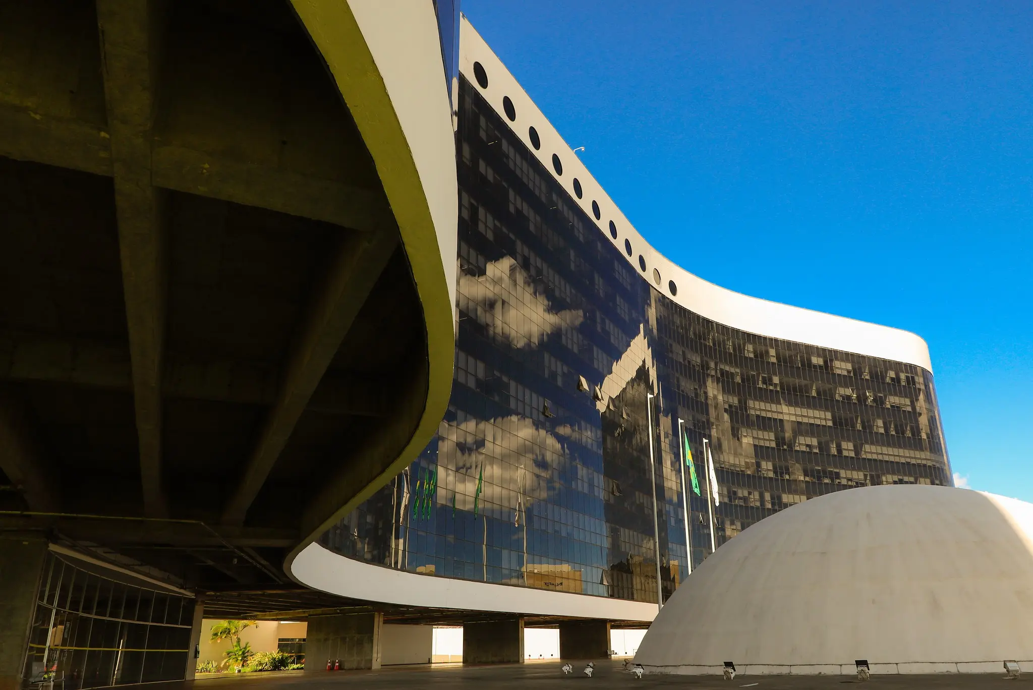 Fachada do Tribunal Superior Eleitoral em Brasília