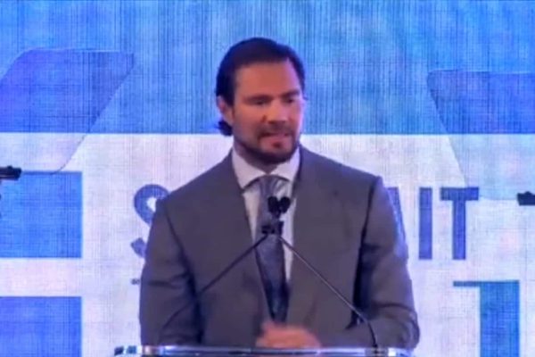 Presidente da Febraban chamou Vorcaro de “irmão” e prometeu "lealdade"