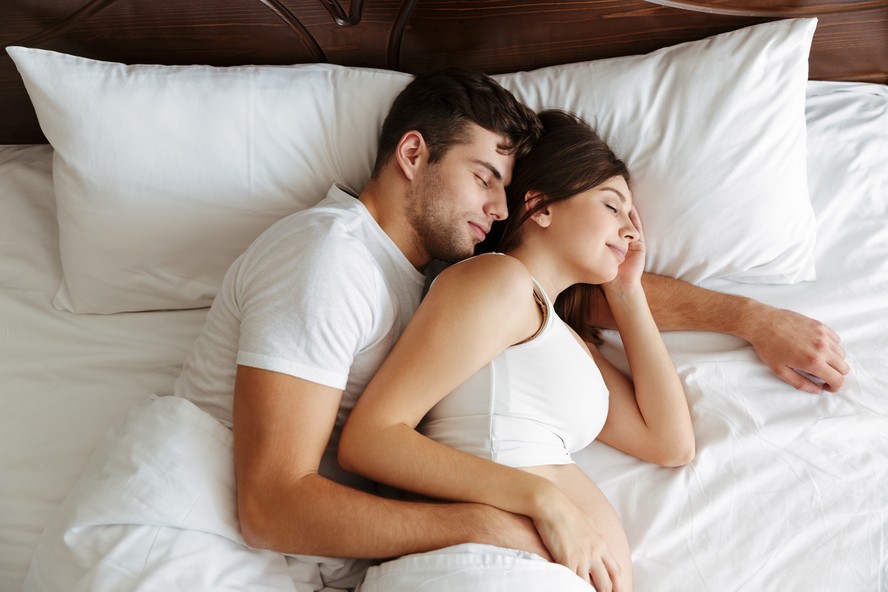 Casal em momento de tranquilidade