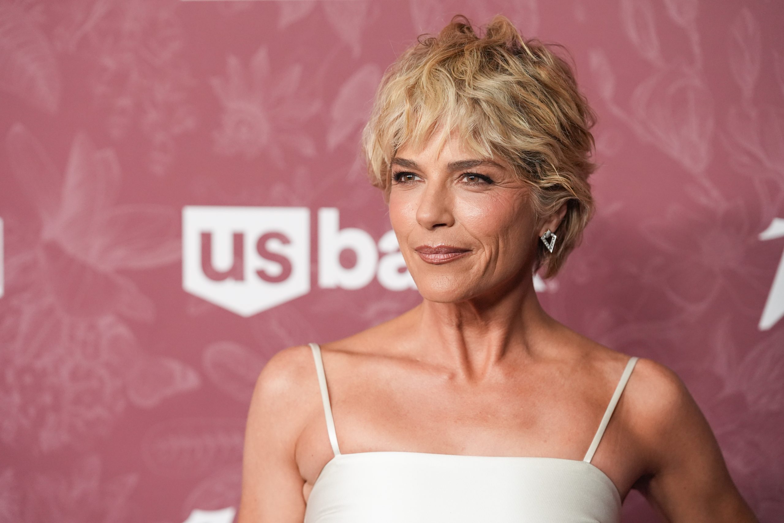 Selma Blair em premiação em Beverly Hills
