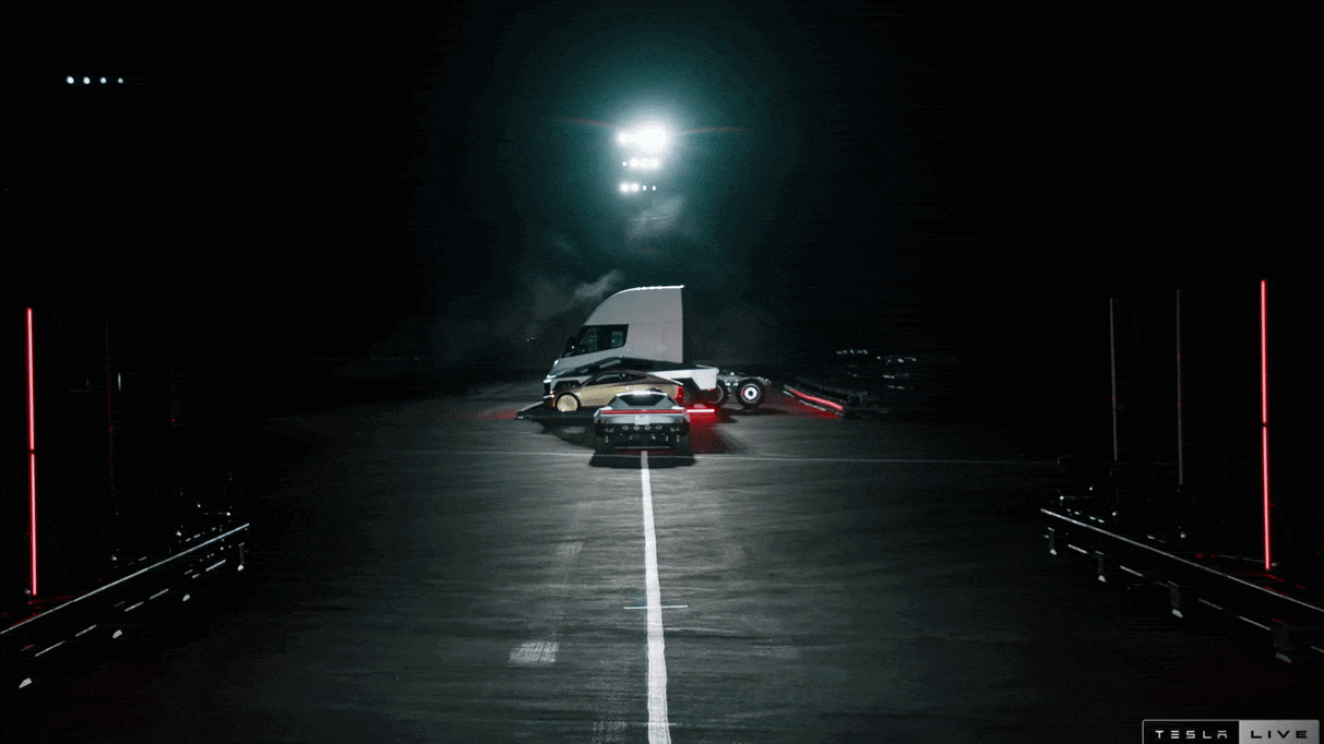 Tesla Roadster sobre uma rampa