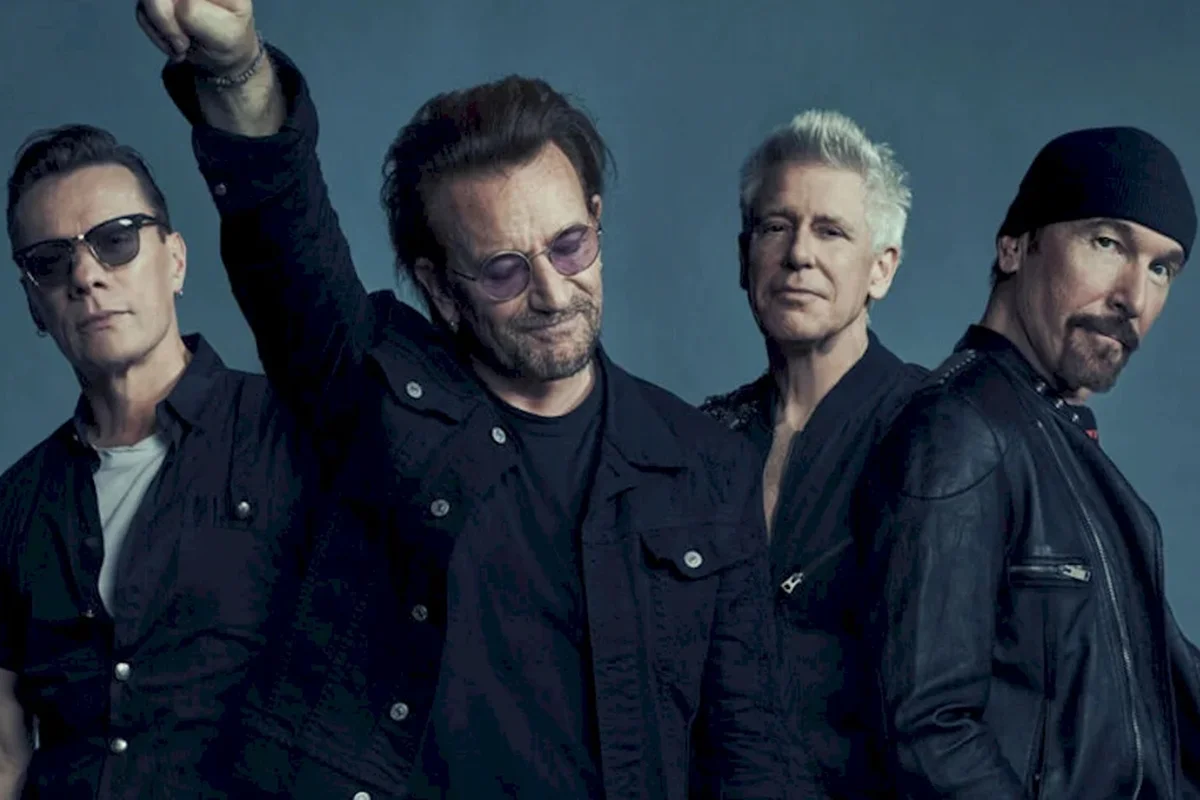 Bono, The Edge e Adam Clayton, integrantes do U2