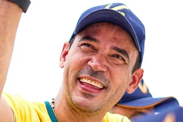 Vicentinho Júnior vence Professora Dorinha e é eleito governador do Tocantins