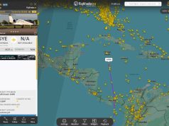 Tela do FlightRadar com voo de Guayaquil para Miami