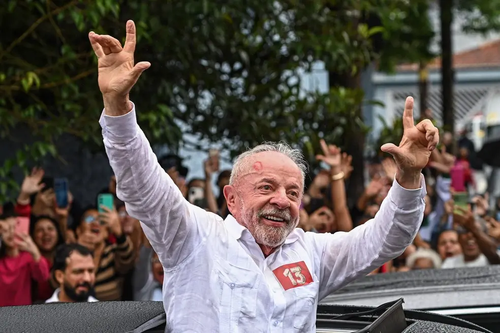 Povo brasileiro nas eleições