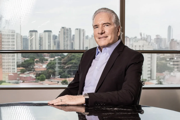 "O que custa me receber por 1 horinha?": A cobrança desesperada de Justus por Vorcaro