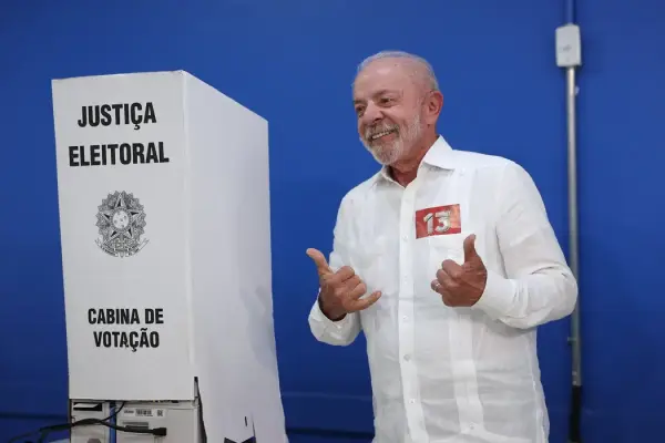 Projeção do Estadão crava vitória de Lula