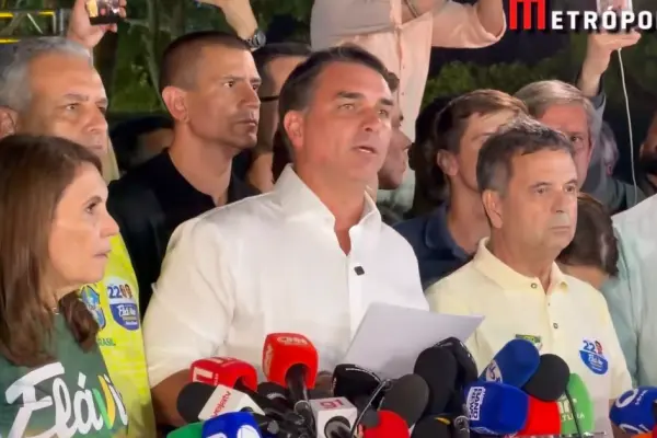 VÍDEO – Flávio Bolsonaro diz que não aceita derrota nas urnas: “Vamos pedir anulação”