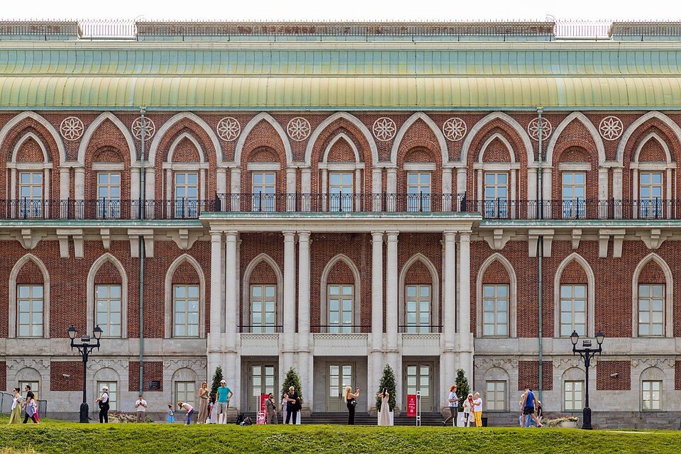 Fachada do Palácio Grande no complexo do Museu Tsaritsyno, em Moscou