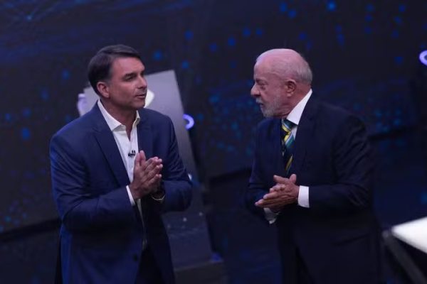 Datafolha: Lula cresce 6 pontos entre ricos e Flávio perde 5