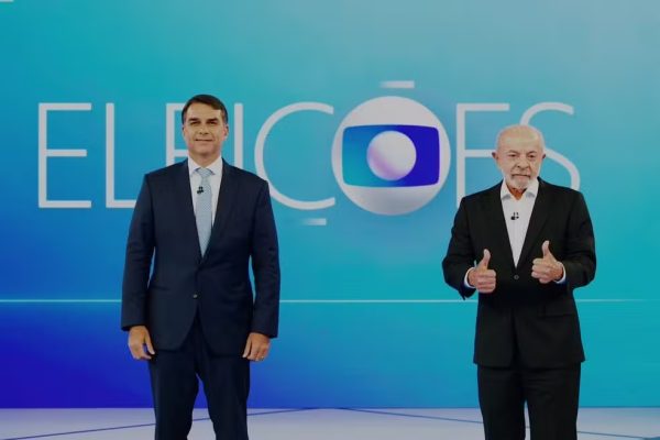 Indecisos veem Flávio mudar para agradar e apontam Lula como melhor no 3º bloco